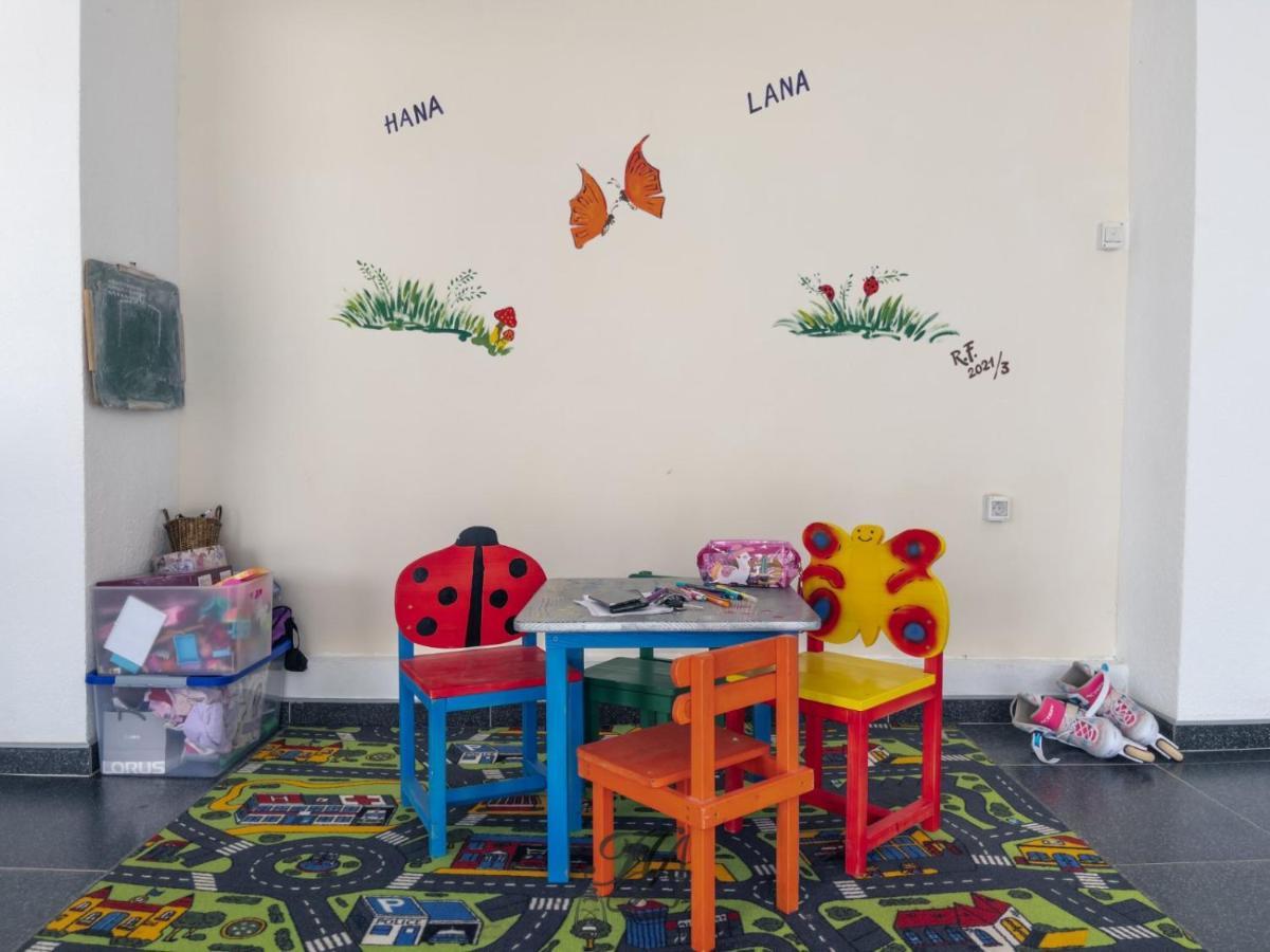 Family Estate Hadzalova Avlija Villa Bihać Dış mekan fotoğraf